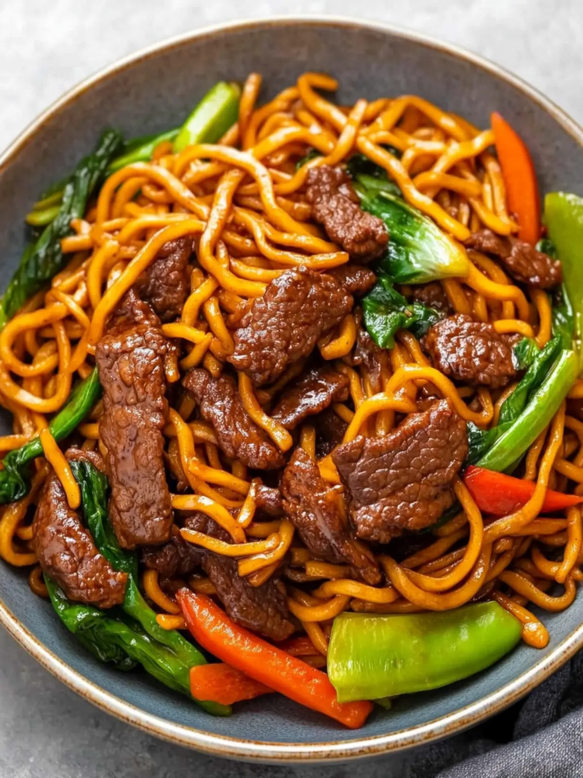 Savory Beef Lo Mein: Your Homemade Asian Delight! 3 Beef Lo Mein