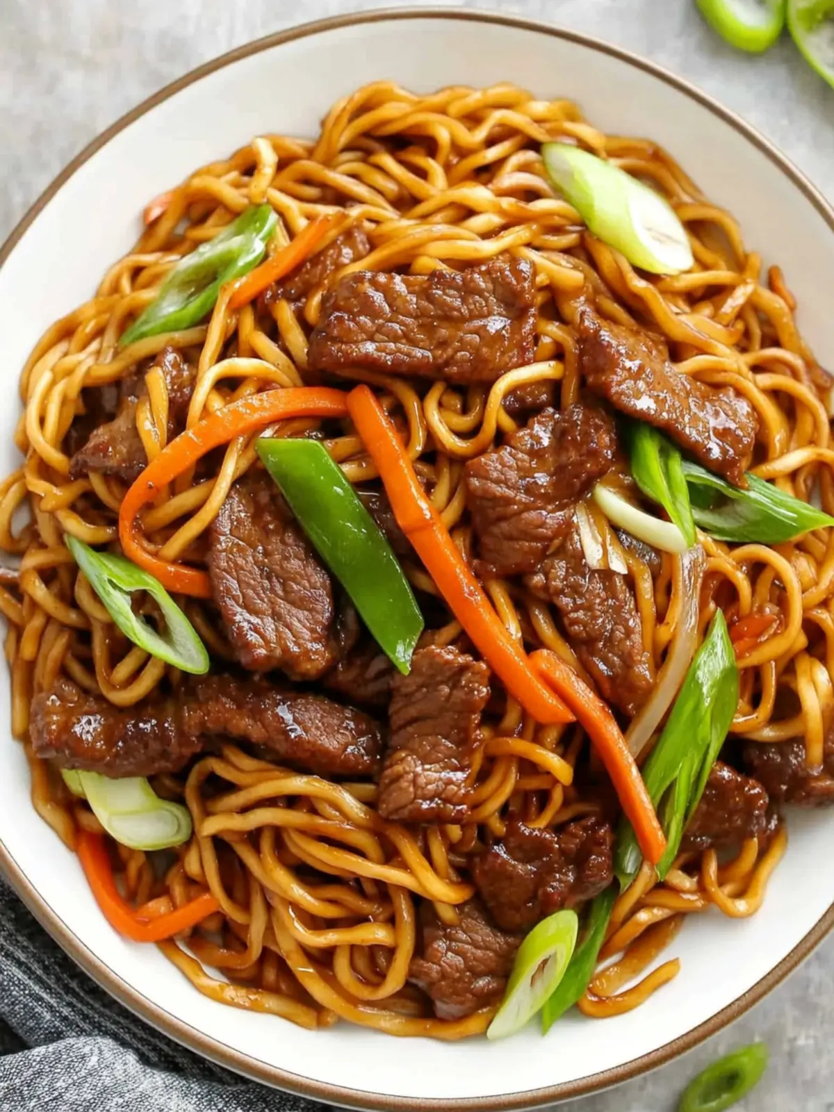 Savory Beef Lo Mein: Your Homemade Asian Delight! 4 Beef Lo Mein