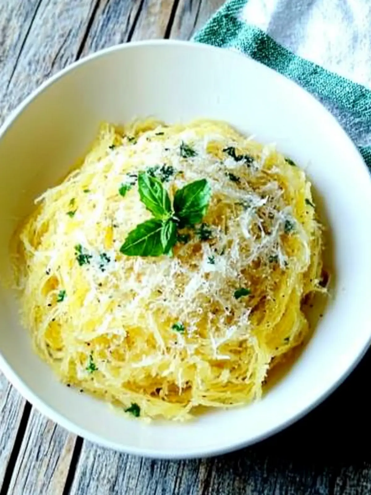Roasted Spaghetti Squash With Garlic & Parmesan Magic 3 Roasted Spaghetti Squash With Garlic & Parmesan